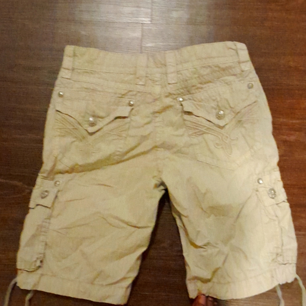 Mens rock revival khaki  shorts 32 straight
